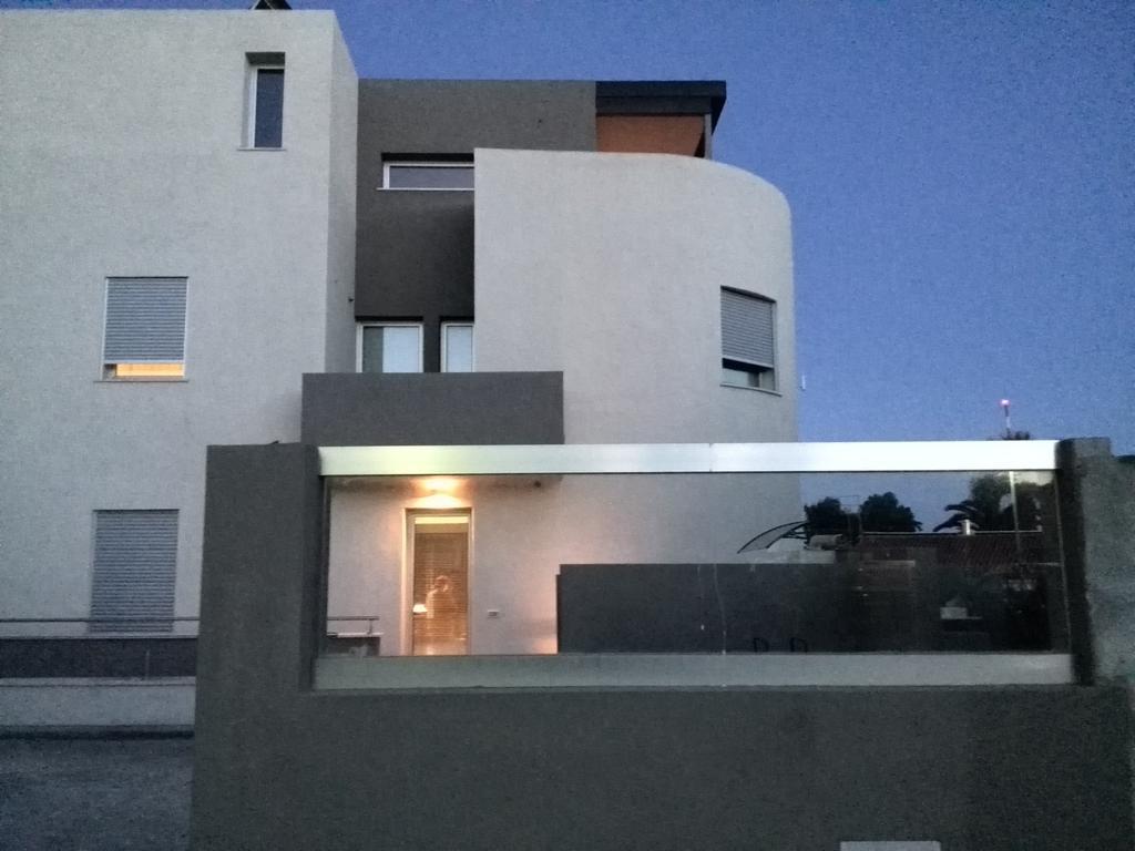 לינה וארוחת בוקר Quartu SantʼElena Art House Quartu - Margine Rosso מראה חיצוני תמונה