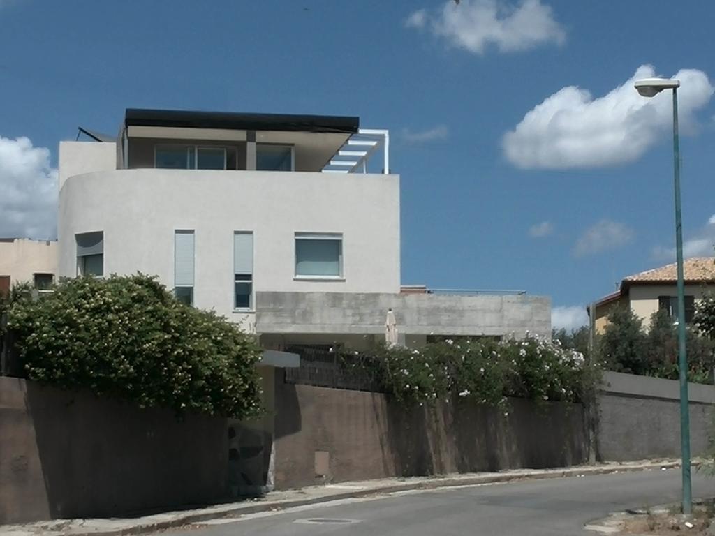 לינה וארוחת בוקר Quartu SantʼElena Art House Quartu - Margine Rosso חדר תמונה