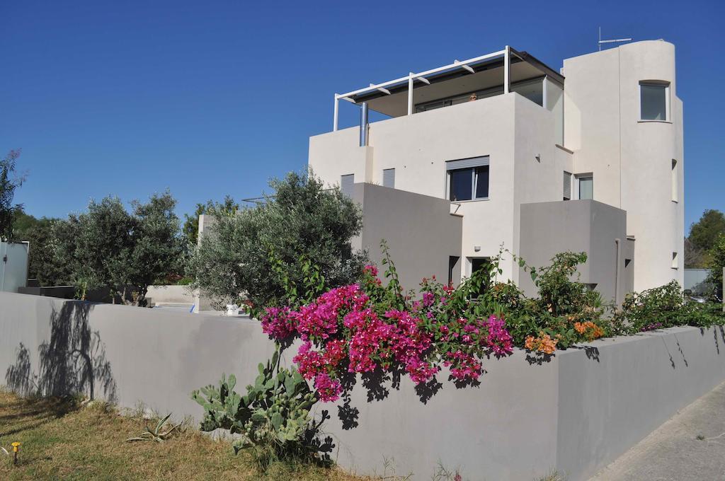 לינה וארוחת בוקר Quartu SantʼElena Art House Quartu - Margine Rosso מראה חיצוני תמונה