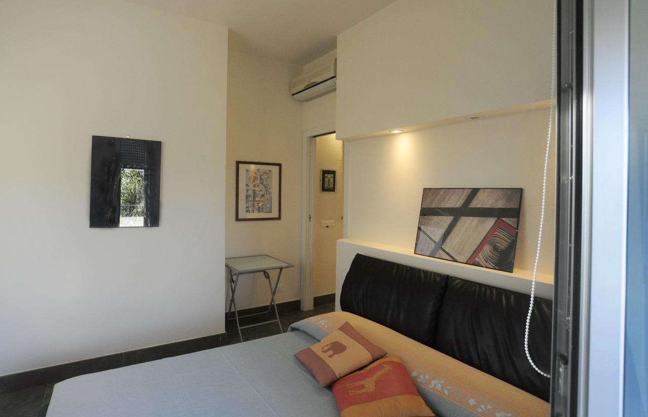 לינה וארוחת בוקר Quartu SantʼElena Art House Quartu - Margine Rosso מראה חיצוני תמונה
